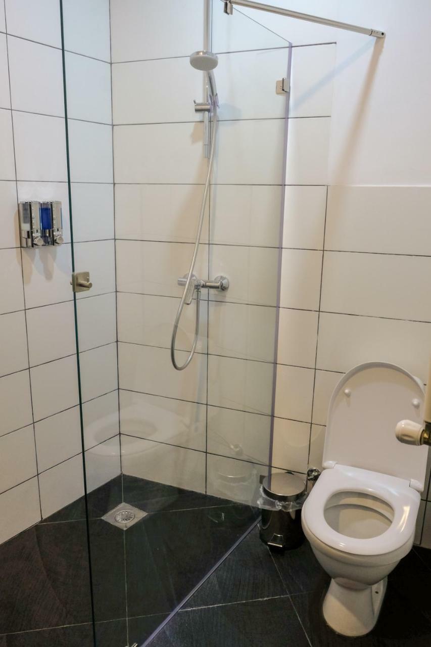 3 Studio Tiflis Oda fotoğraf